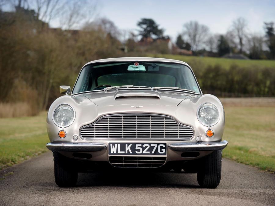  Aston Martin DB6 1965 года  (UK) (фото 23 из 26)